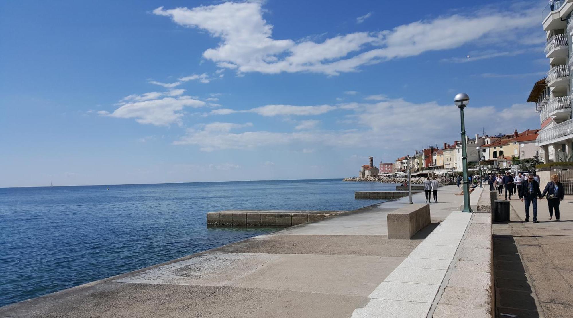 Penthouse Alma Vivoda Piran Bagian luar foto